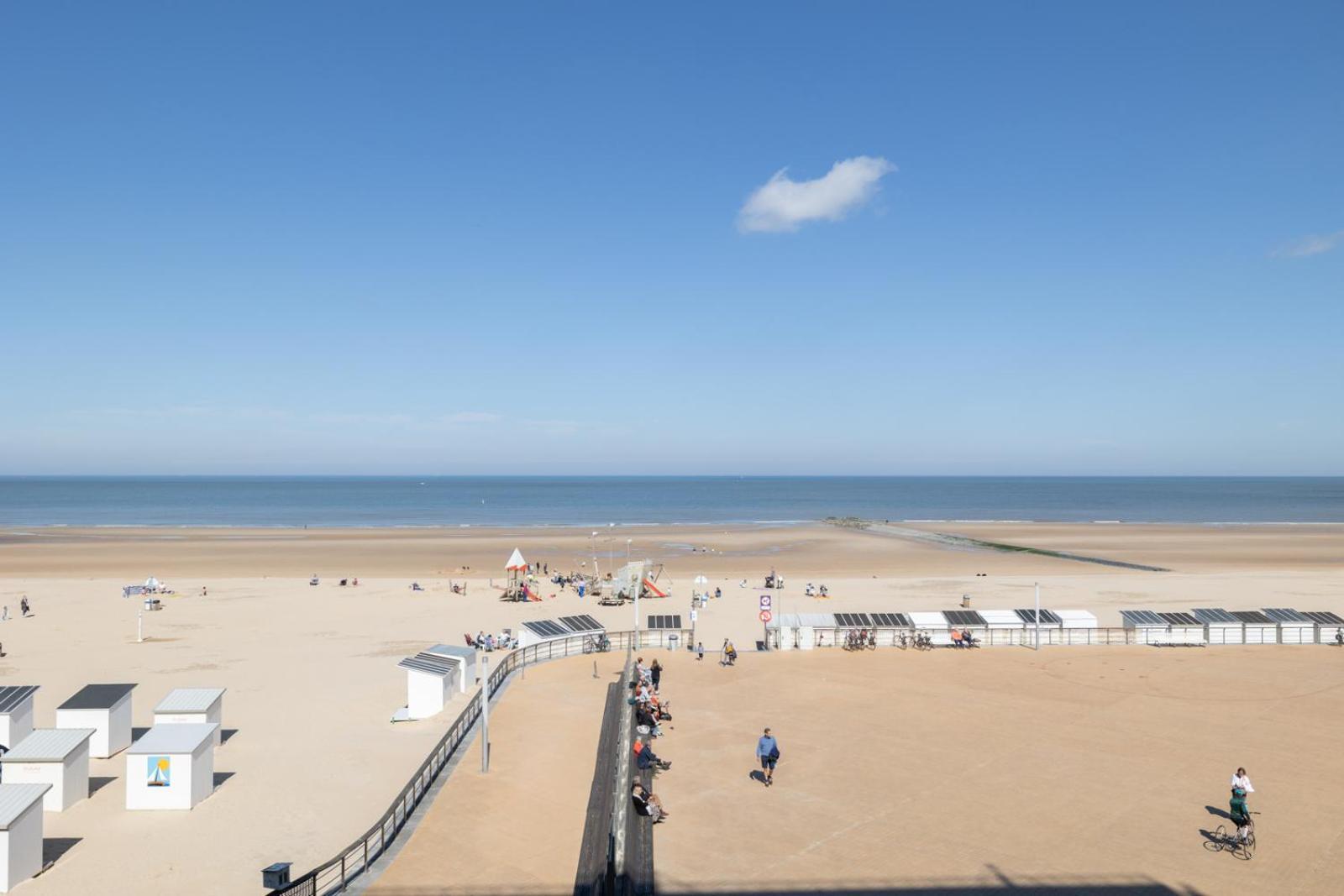 Modern Family With Amazing Seaview And Infrared Sauna T52 Oostende